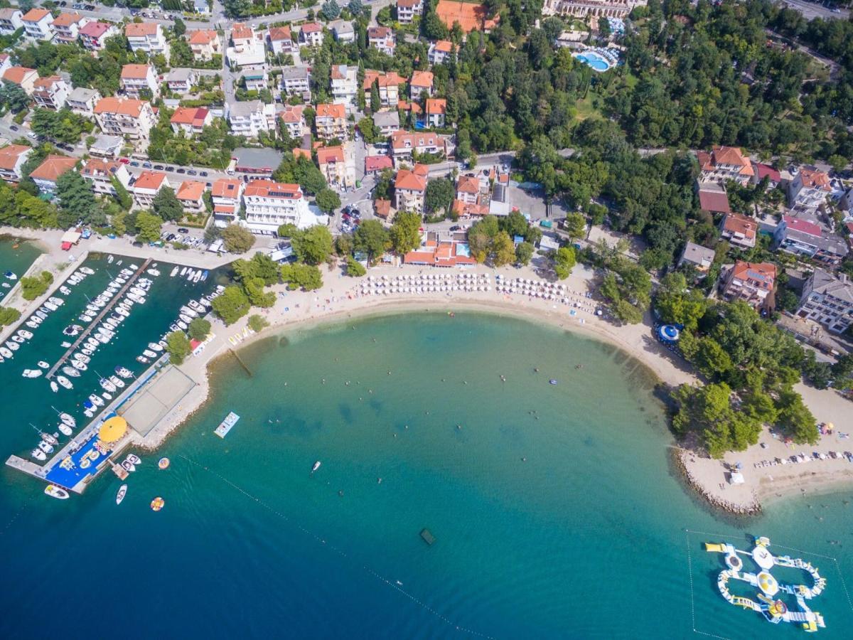Apartments Marmar Crikvenica Eksteriør billede
