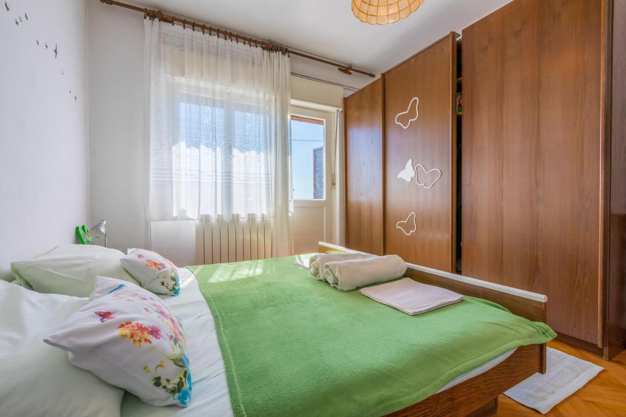Apartments Marmar Crikvenica Eksteriør billede